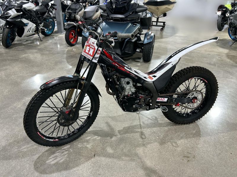 Used 2018 Honda COTA 300RR Image 10