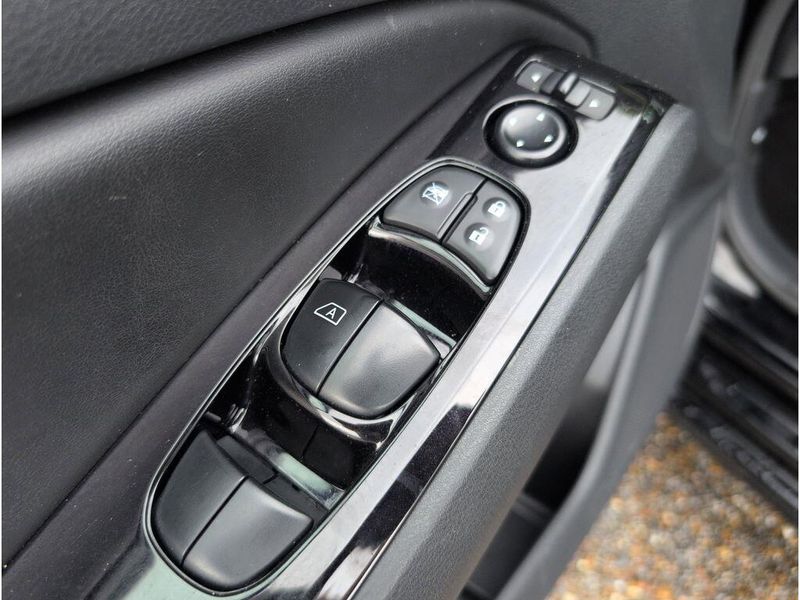 Used 2023 Nissan Altima 2.5 SVImage 12