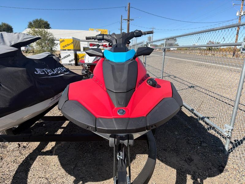 New 2025 Yamaha JETBLASTER DLX 3IMPERIAL 