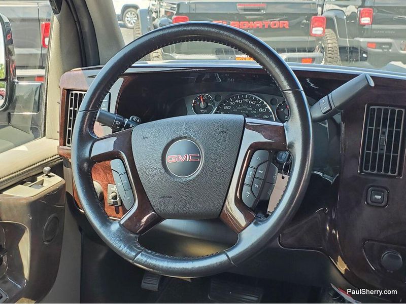 2013 GMC Savana 2500 Image 45