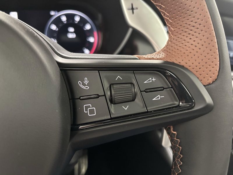 New 2025 Alfa Romeo Giulia Intensa AwdImage 23