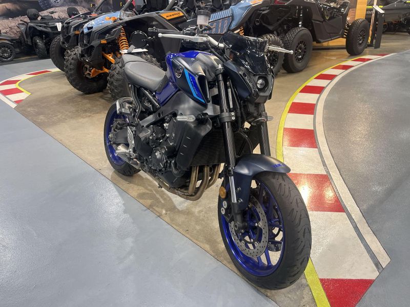 Used 2023 Yamaha MT-09 CA Image 18