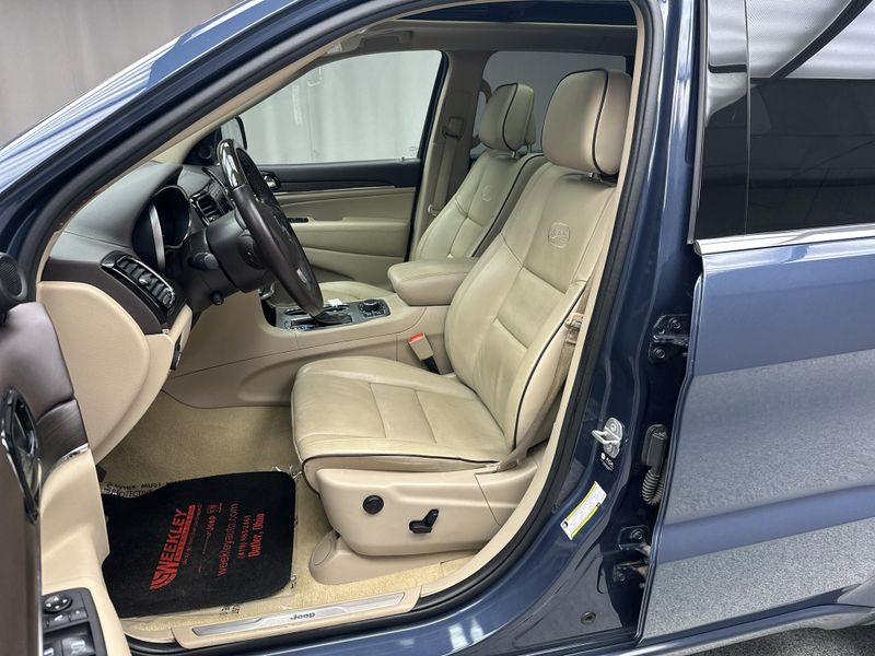 Used 2021 Jeep Grand Cherokee OverlandImage 4