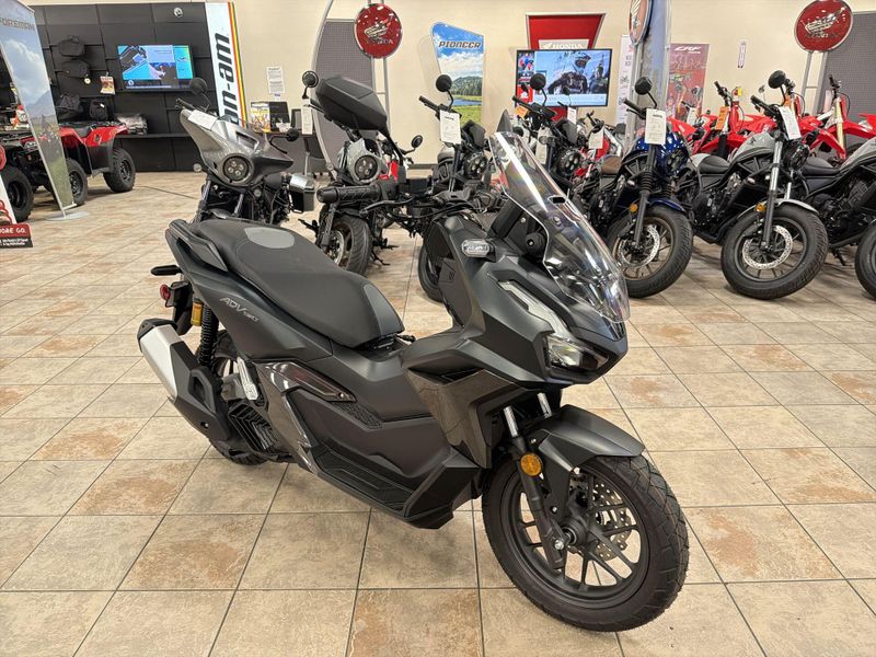 New 2027 Honda ADV160 Image 11
