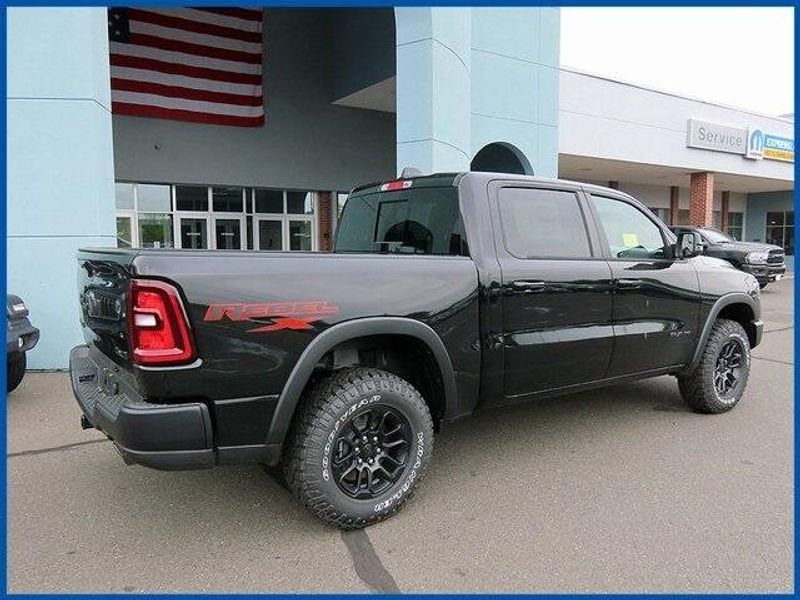 2025 RAM 1500 RebelImage 7