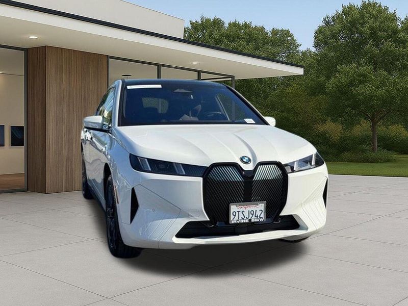 Used 2026 BMW iX xDrive60Image 5