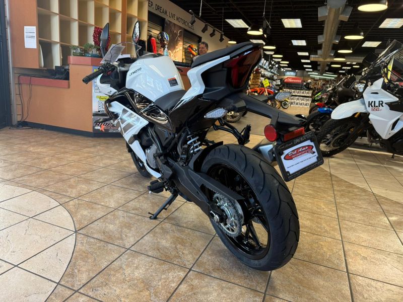 New 2026 CFMOTO 300SS Image 11