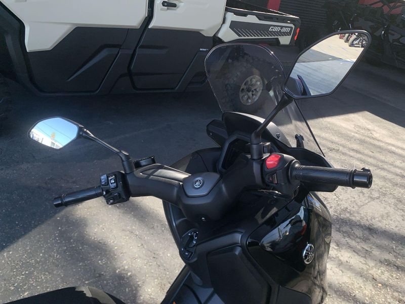 New 2026 Yamaha Xmax Image 16