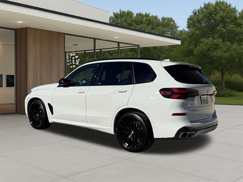 Used 2025 BMW X5 M60iImage 11