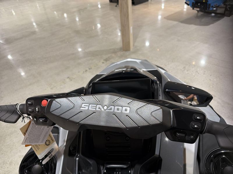 New 2026 Sea-Doo GTX LIMITED 325 (SOUND SYSTEM) Image 21