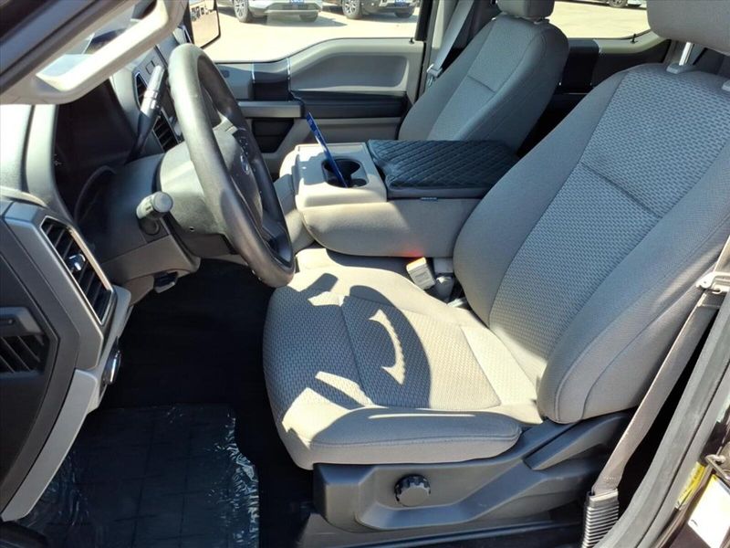 2020 Ford F-150 XLT photo 18
