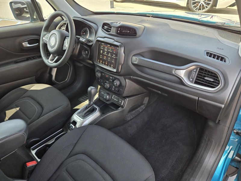 Used 2022 Jeep Renegade Latitude 4x4