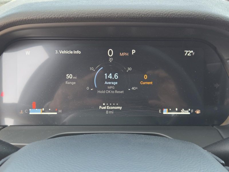 New 2026 Jeep Grand Cherokee Laredo 4x2