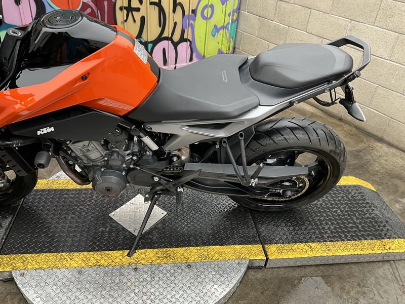 Used 2023 KTM Duke 790 Image 11