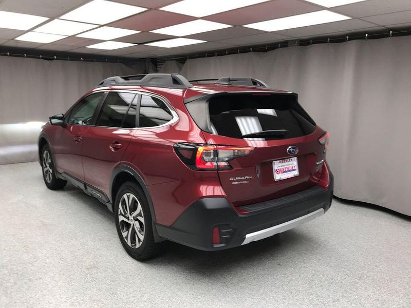 Used 2021 Subaru Outback LimitedImage 2