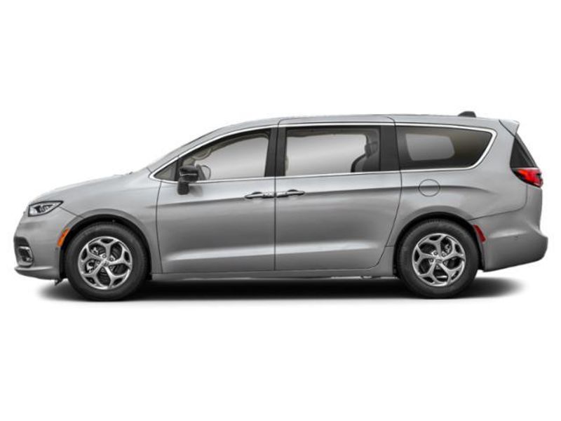 2024 Chrysler Pacifica Pinnacle photo 2