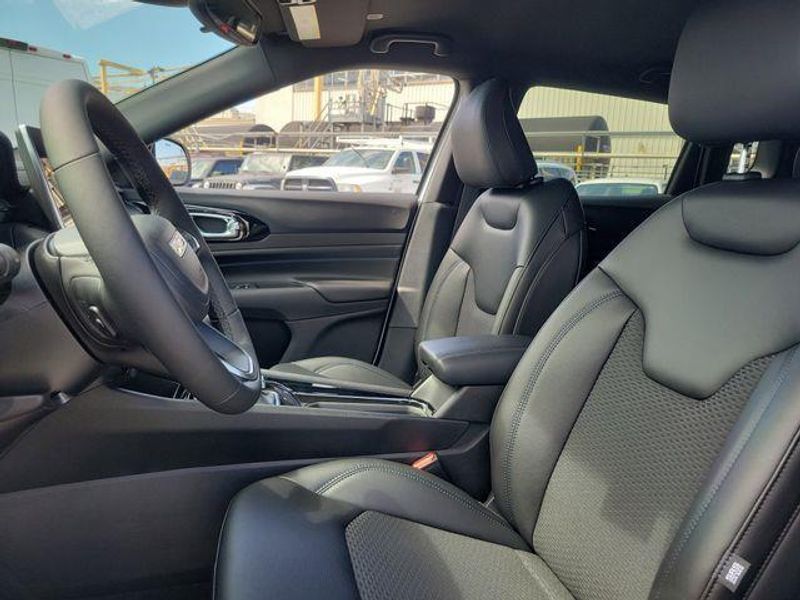 New 2026 Jeep Compass Latitude Altitude 4x4