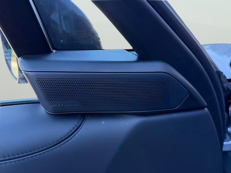 Used 2023 Land Rover Range Rover SE