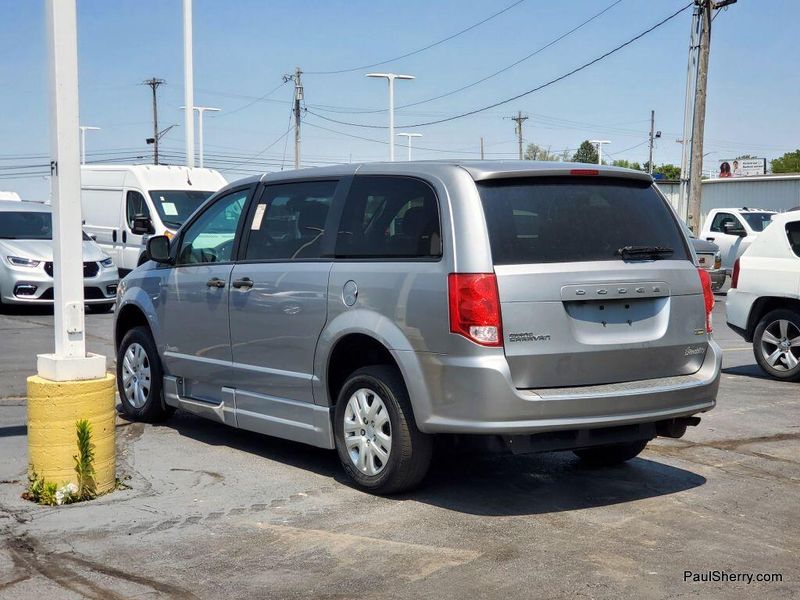 2019 Dodge Grand Caravan SEImage 7