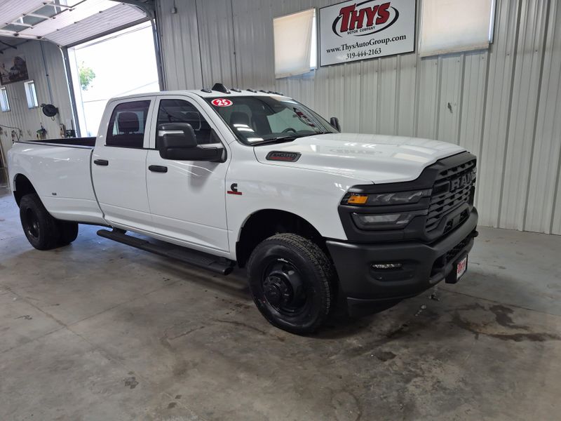 New 2025 RAM 3500 Tradesman Crew Cab 4x4 8