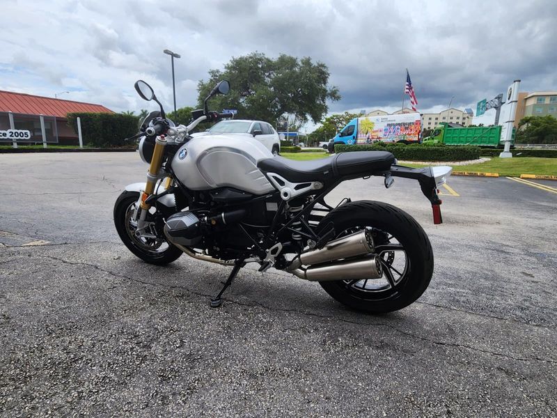 Used 2023 BMW R nineT Image 18