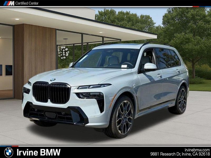 New 2026 BMW X7 xDrive40iImage 1