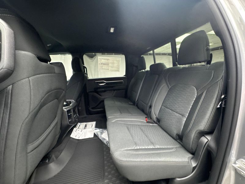 2025 RAM 1500 Big Horn Crew Cab 4x4 5