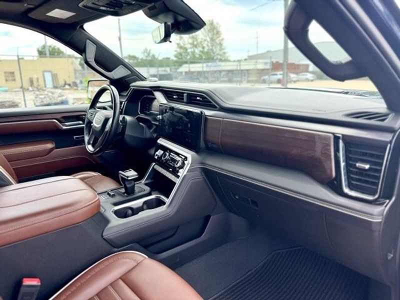 2023 GMC Sierra 1500 Denali UltimateImage 15