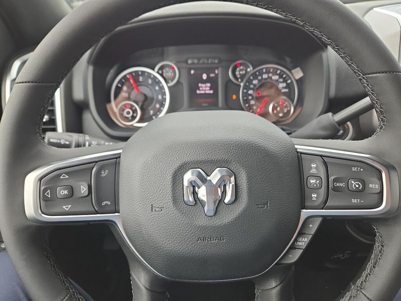 2026 Ram 2500 Big Horn photo 9