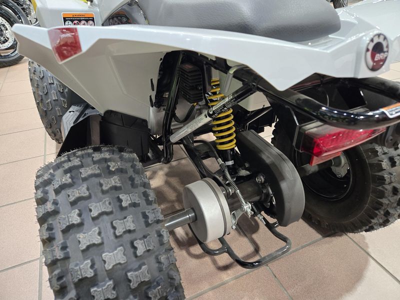 2025 Can-Am RENEGADE 70 EFI CATALYST GRAY AND NEON YELLOWImage 12