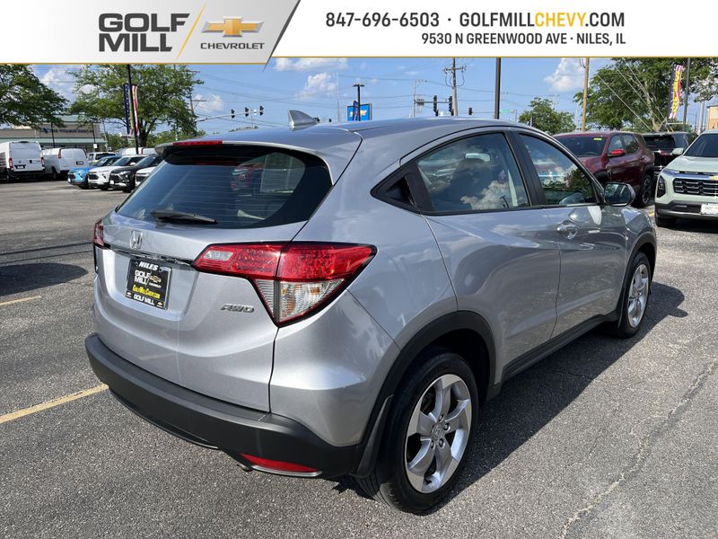 2022 Honda HR-V LX photo 5
