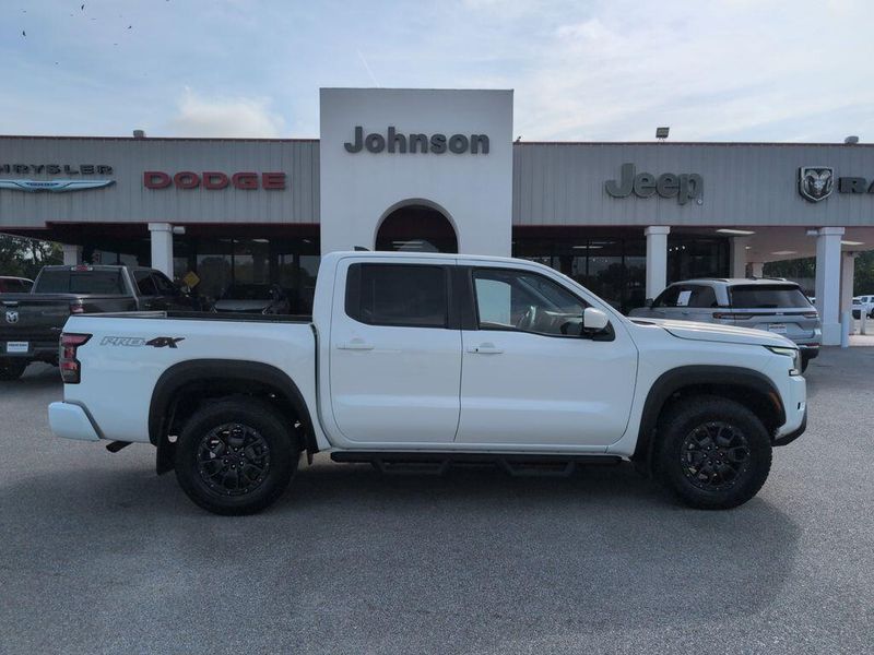 2023 Nissan Frontier PRO-4XImage 6
