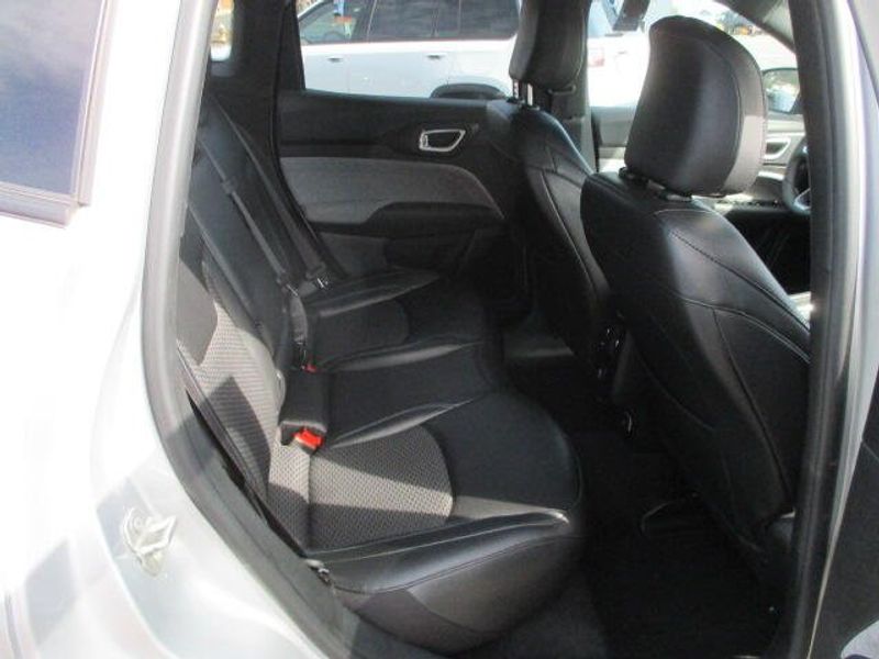 Used 2024 Jeep Compass LatitudeImage 28