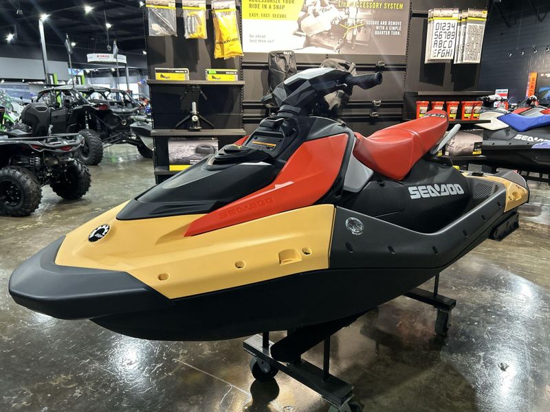 New 2024 Sea-Doo SPARK FOR 3 90 (SOUND SYSTEM) Image 17