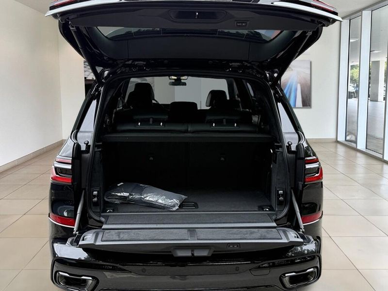 2026 BMW X7 xDrive40iImage 15