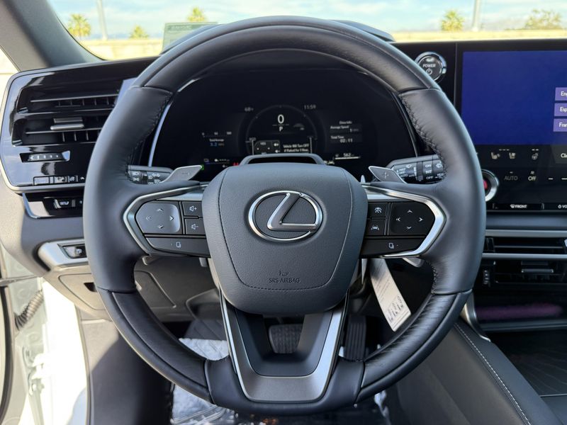 New 2026 Lexus RX 450h+ LuxuryImage 20