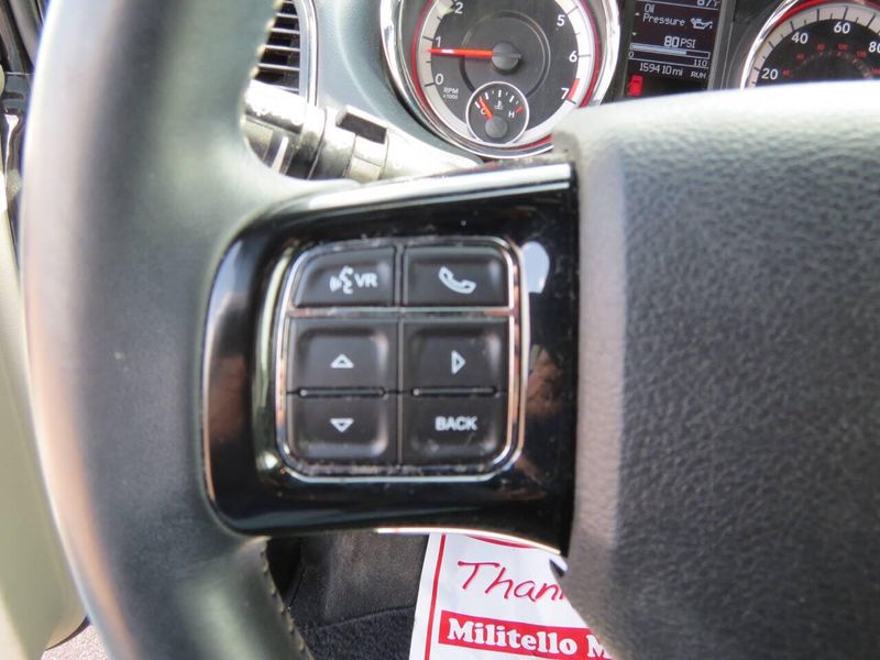 Used 2018 Dodge Grand Caravan SXT 4dr Mini VanImage 13