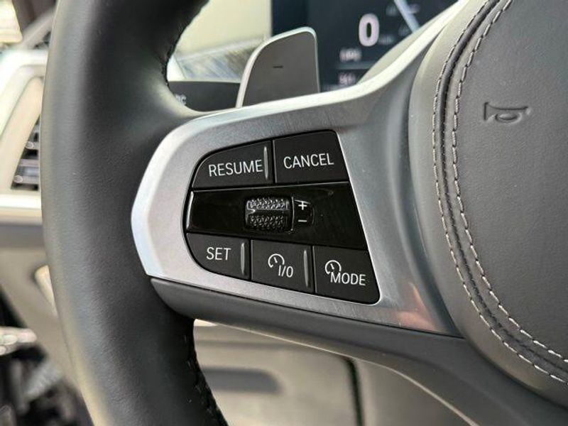 Used 2024 BMW X7 xDrive40iImage 24
