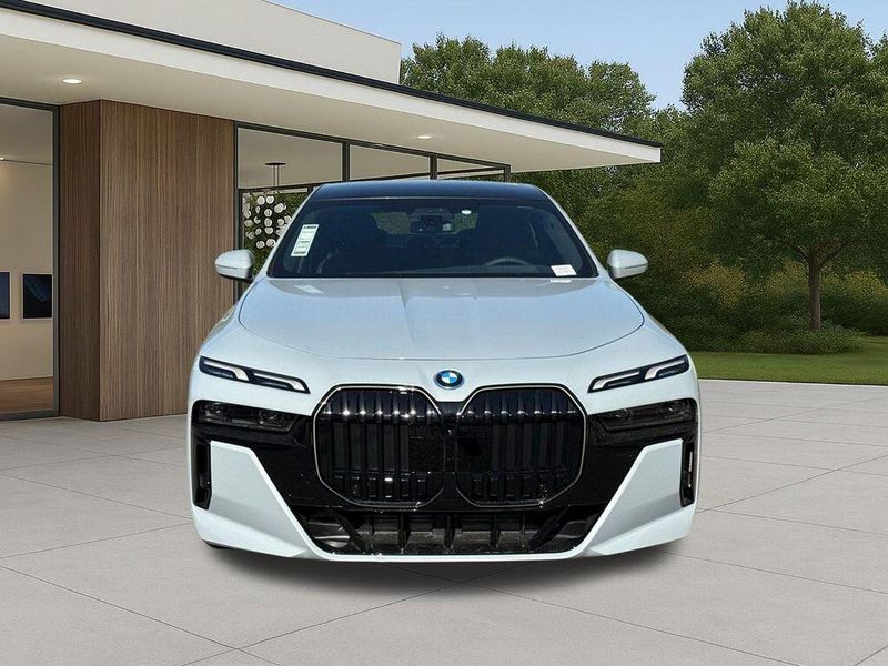 New 2026 BMW 7 Series 750e xDriveImage 4
