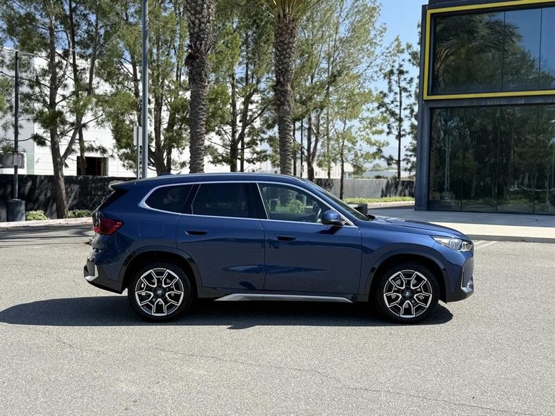 2025 BMW X1 xDrive28iImage 5