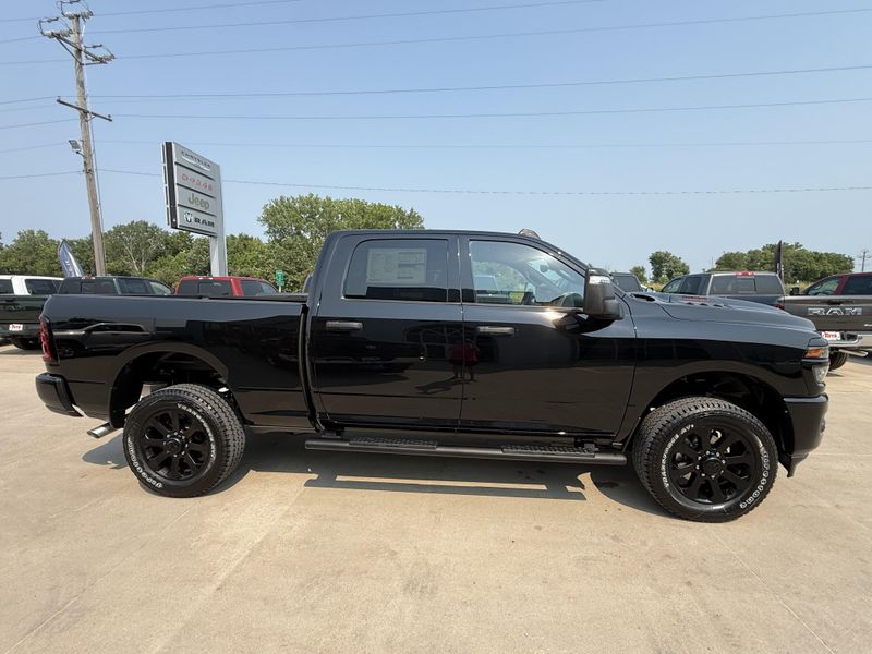 New 2026 RAM 2500 Black Express Crew Cab 4x4 6