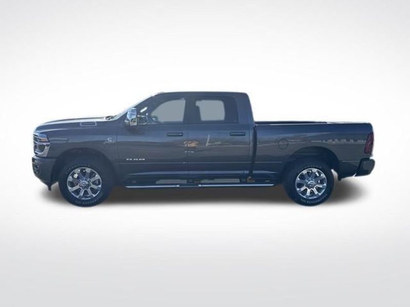 2026 RAM 2500 Laramie Crew Cab 4x2 6'4' Box
