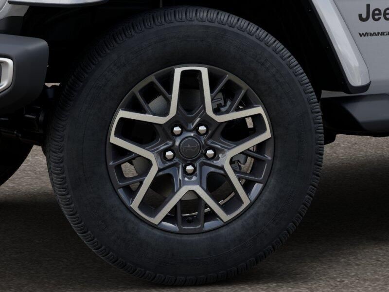 New 2026 Jeep Wrangler SaharaImage 4