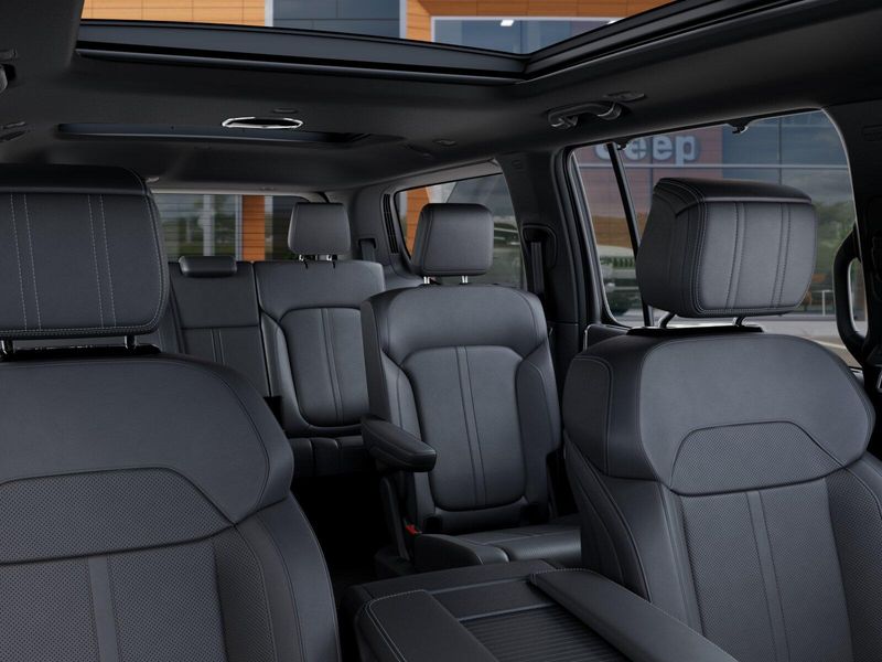 2026 Jeep Grand Wagoneer Summit Obsidian 4x4Image 75