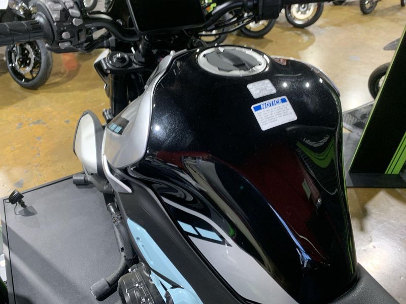 New 2025 Kawasaki Z900 ABS Image 17