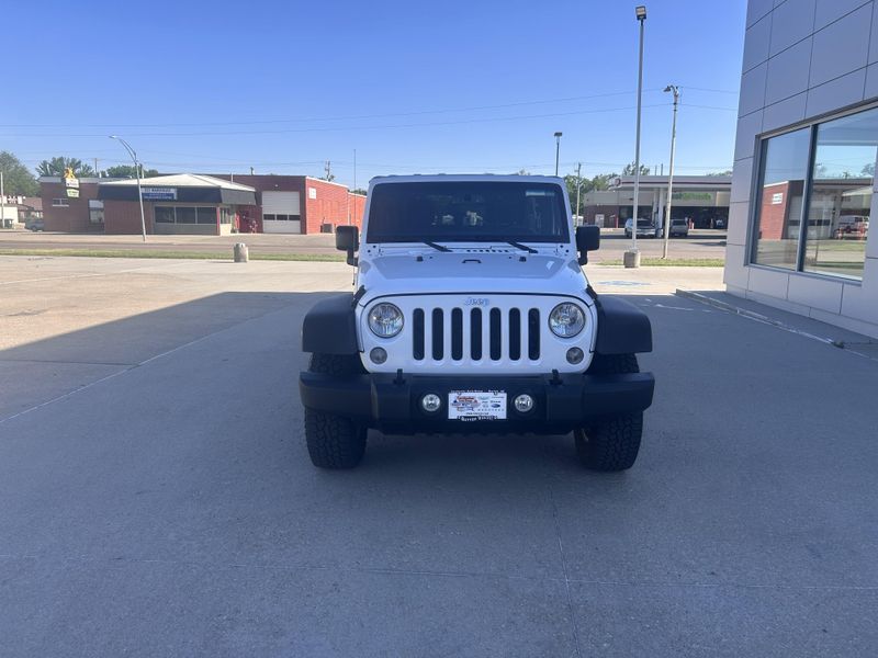 2017 Jeep Wrangler Unlimited SportImage 3