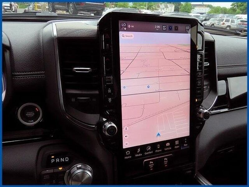 2025 RAM 1500 LaramieImage 15