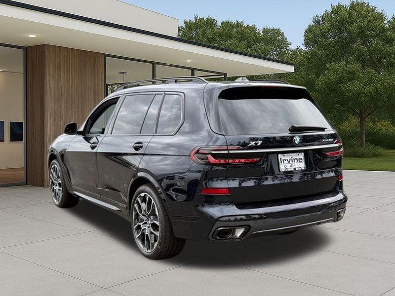 New 2026 BMW X7 xDrive40iImage 12