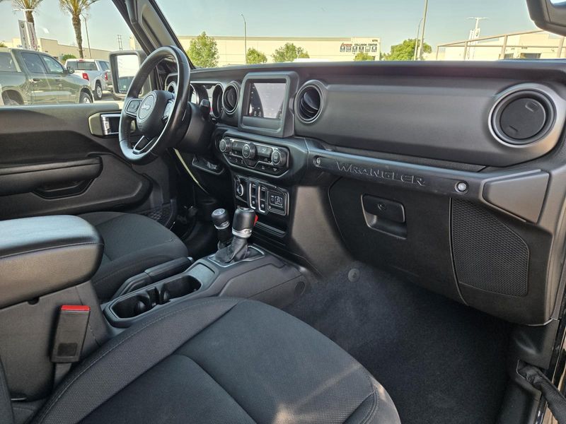 Used 2022 Jeep Wrangler Willys 4x4