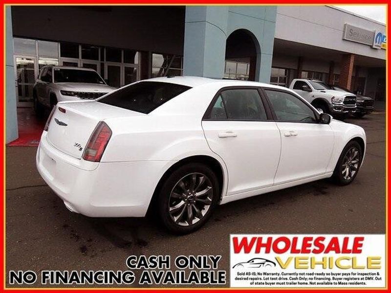 2014 Chrysler 300 SImage 7